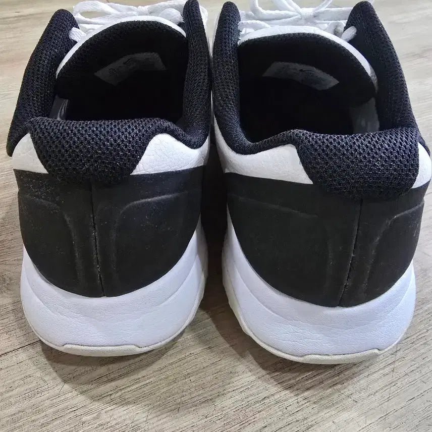 [BUNJANG] Nike Golf Infinity G Spikeless Golf Shoes / 나이키골프 인피니티 G 스파이크리스 골프화 270mm