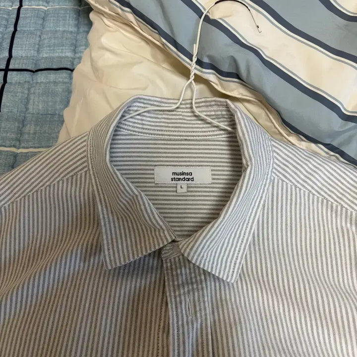 [SOLD OUT] 무신사 스탠다드 스트라이프 셔츠 L