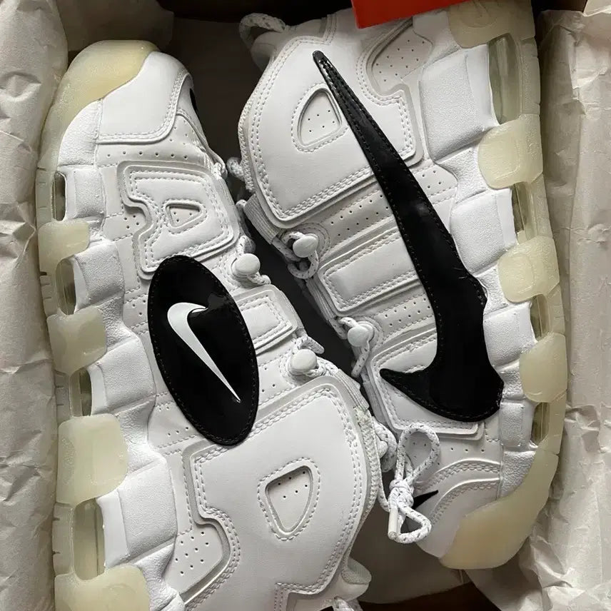 [BUNJANG] Nike Air More Uptempo 96 Copy and Paste White Sneakers / 나이키 에어 모어 업템포 96 카피 앤 페이스트 화이트