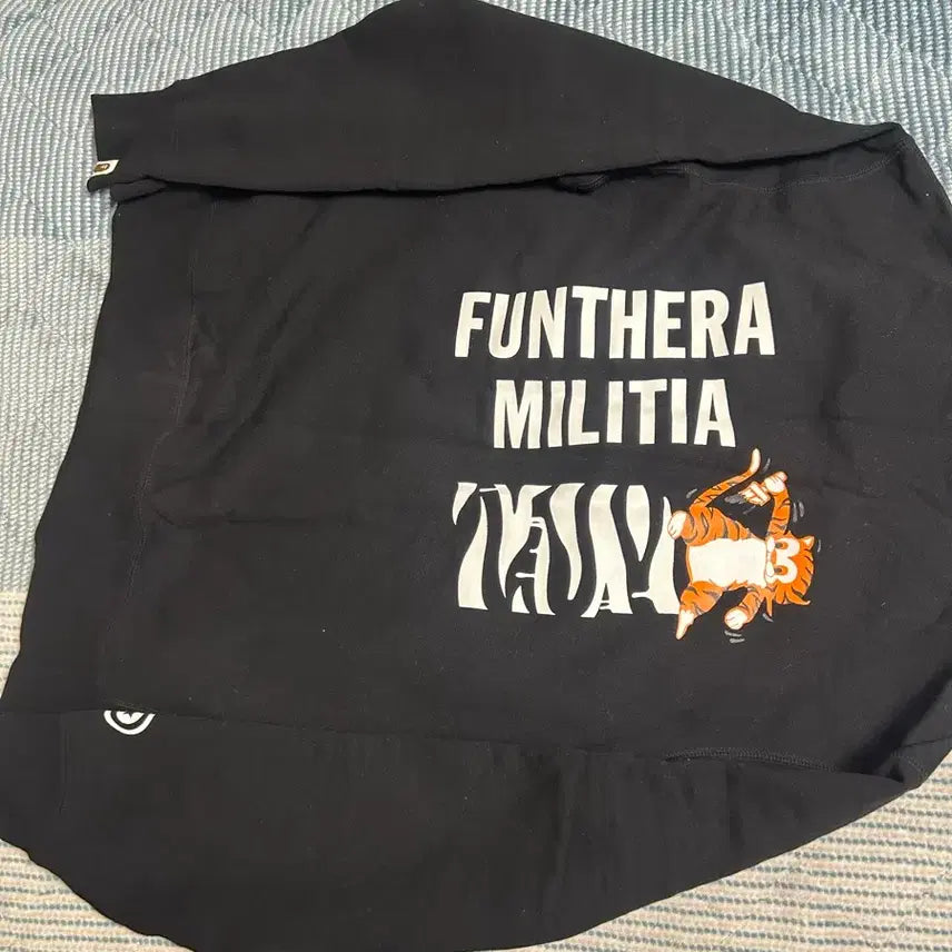 [BUNJANG] BAPE Tiger Sweatshirt XL / 베이프 타이거 맨투맨 xl