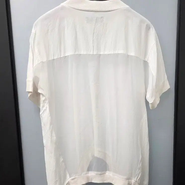 [BUNJANG] BOMVIX MUE Back Slit T-Blouse / 봄빅스엠무어 백시스루 티블라우스