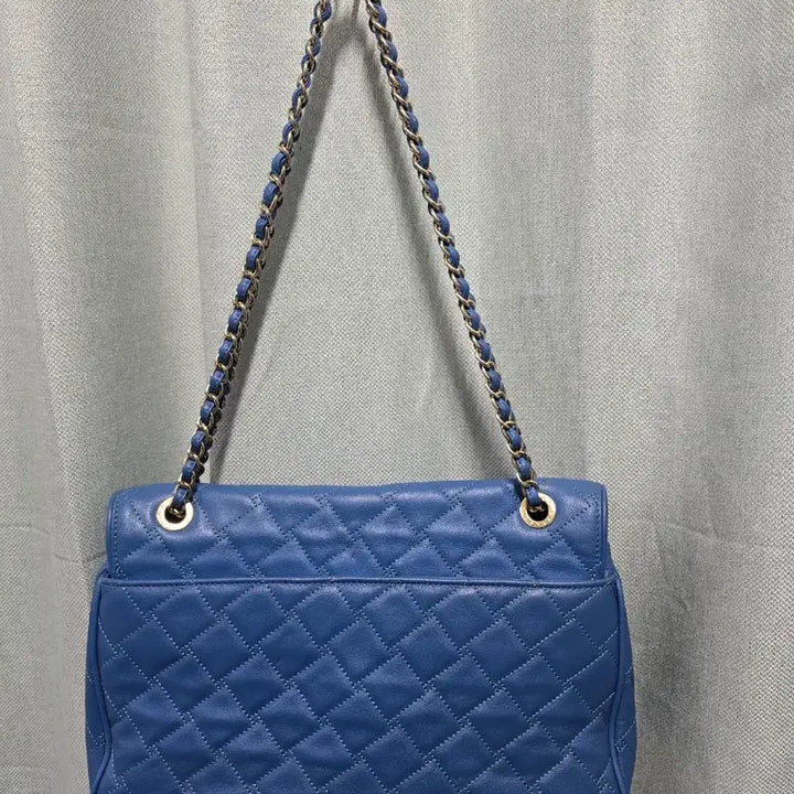 [BUNJANG] Sisley Blue Leather Chain Bag / 시슬리 블루 가죽 체인백