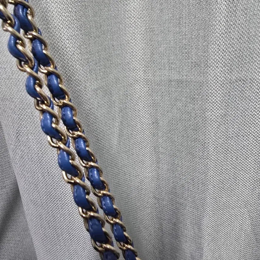 [BUNJANG] Sisley Blue Leather Chain Bag / 시슬리 블루 가죽 체인백