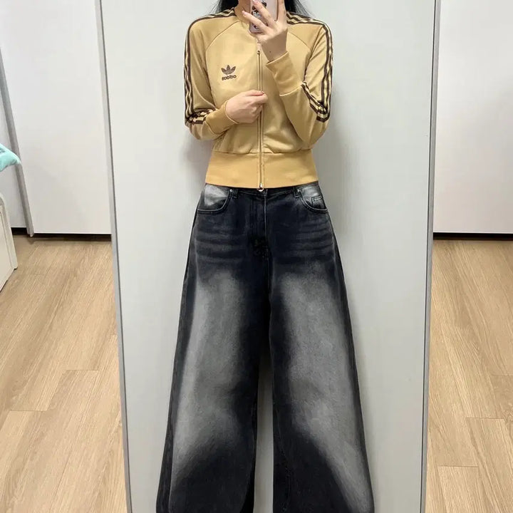 [SOLD OUT] 아디다스 딱붙핏 모카 브라운 크롭 트랙탑 져지