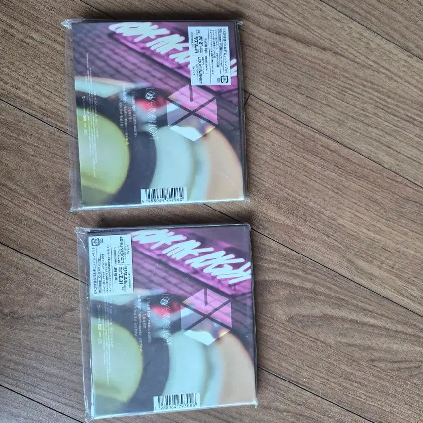 [BUNJANG] EXO Love Me Right Japanese Album Set (Chen/Xiumin) / EXO Love Me Right 일본 네뷔 앨범 세트 (첸/시우민)