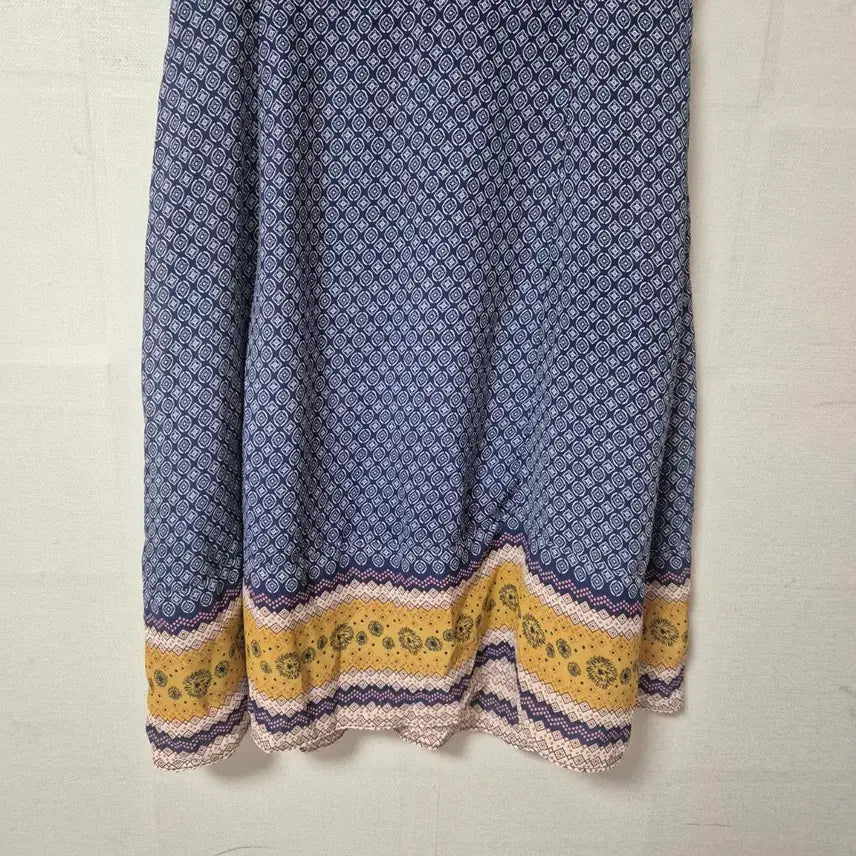 [BUNJANG] VISIT IN NEW YORK Blue Pattern Dress / VISIT IN NEW YORK 블루 패턴 원피스