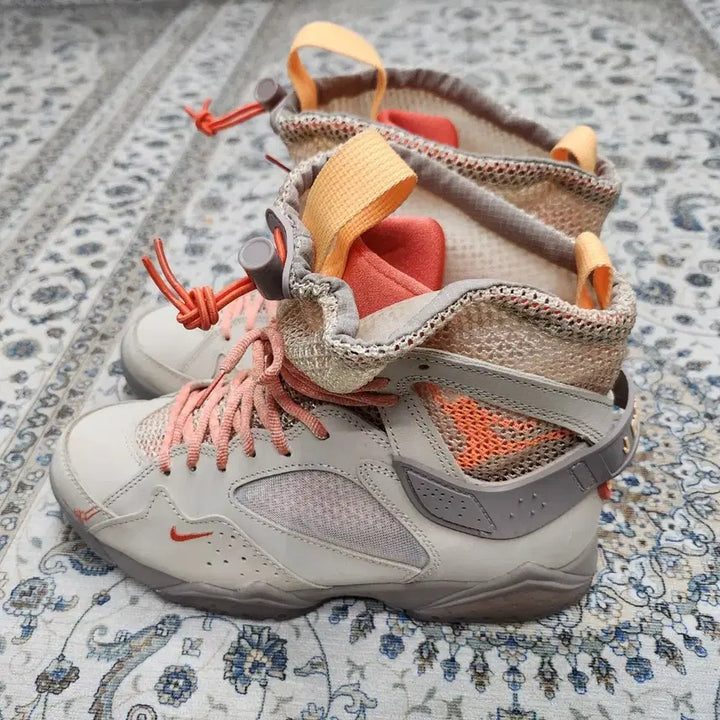 [BUNJANG] Nike x Bephies Beauty Supply Jordan 7 Retro Sanddrift Sneakers / 나이키 X 베피스 뷰티 서플라이 조던7 레트로 샌드드리프트 250mm