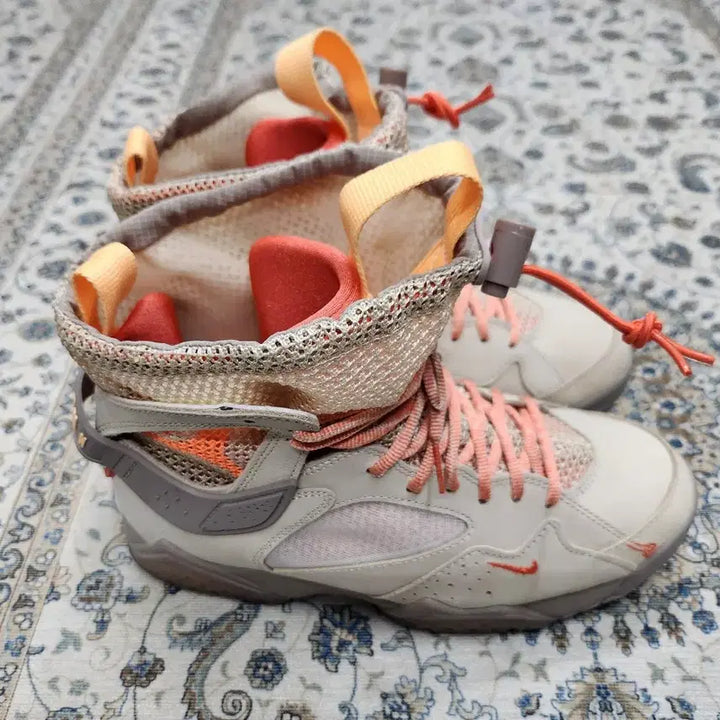 [BUNJANG] Nike x Bephies Beauty Supply Jordan 7 Retro Sanddrift Sneakers / 나이키 X 베피스 뷰티 서플라이 조던7 레트로 샌드드리프트 250mm