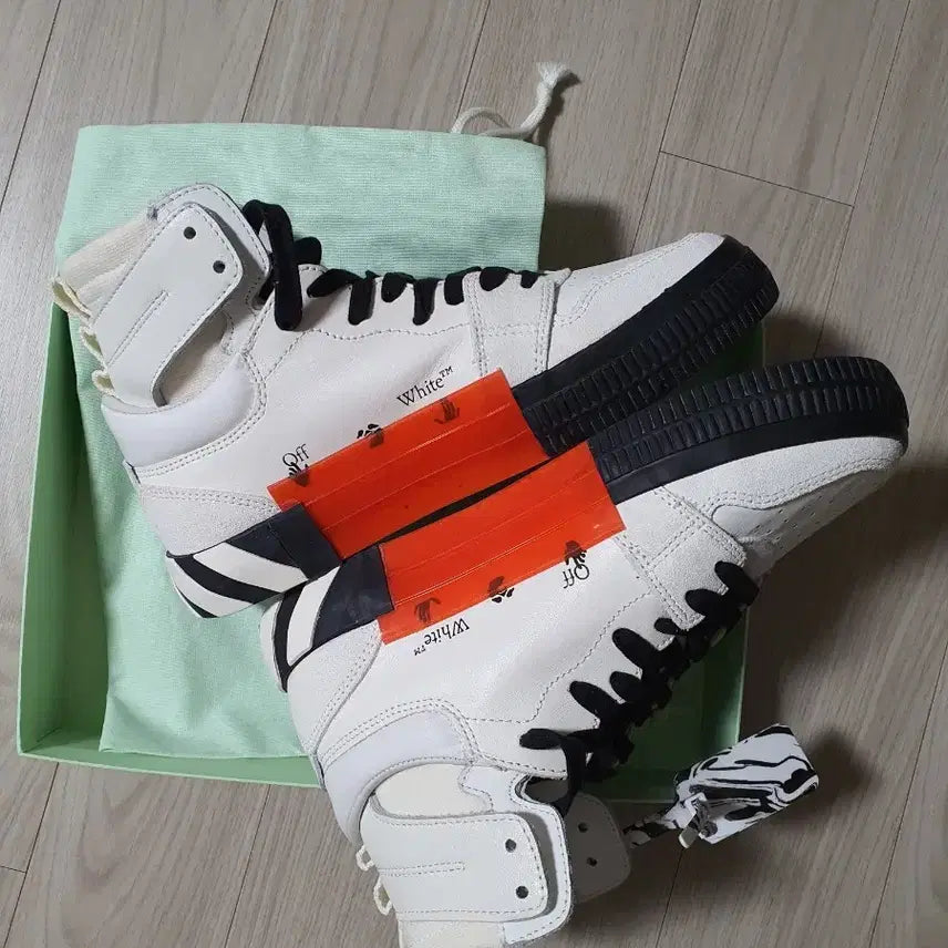 [BUNJANG] Off-White 3.0 High-Top Sneakers / 오프화이트 3.0 하이탑 스니커즈