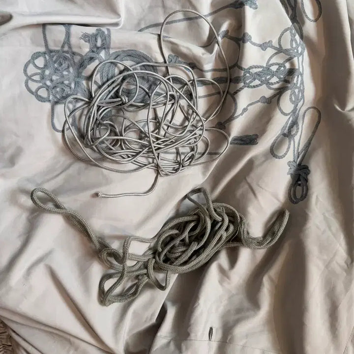 [BUNJANG] Oho's Reversible Tie Wellon Padding Jacket / 오호스 리버시블 타이 웰론 패딩