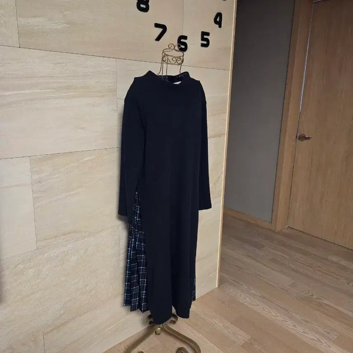 [BUNJANG] SJSJ Pleated Long Dress / [F] SJSJ 에스제이에스제이 플리츠 롱 원피스 2020