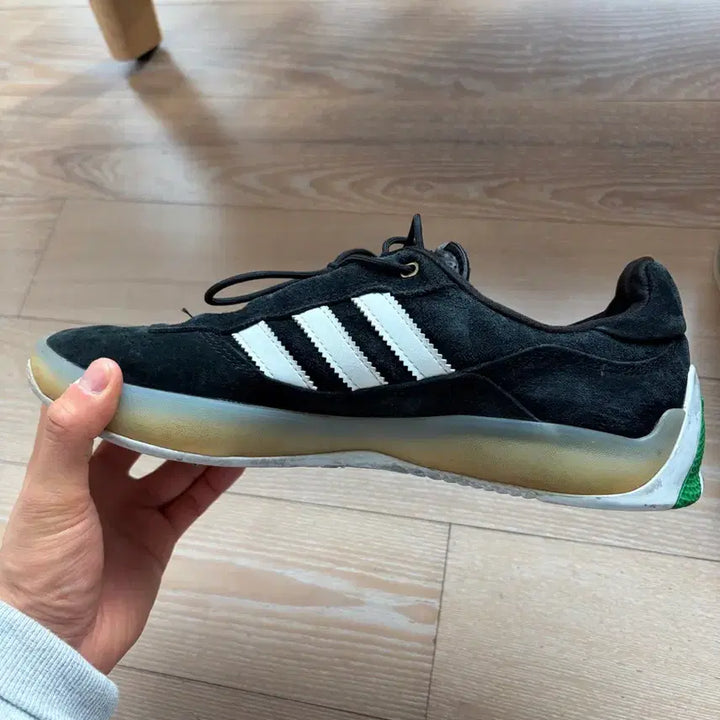 [BUNJANG] Adidas PUIG Sneakers Black/White/Green 270 / 아디다스 PUIG 단화 검흰초 270