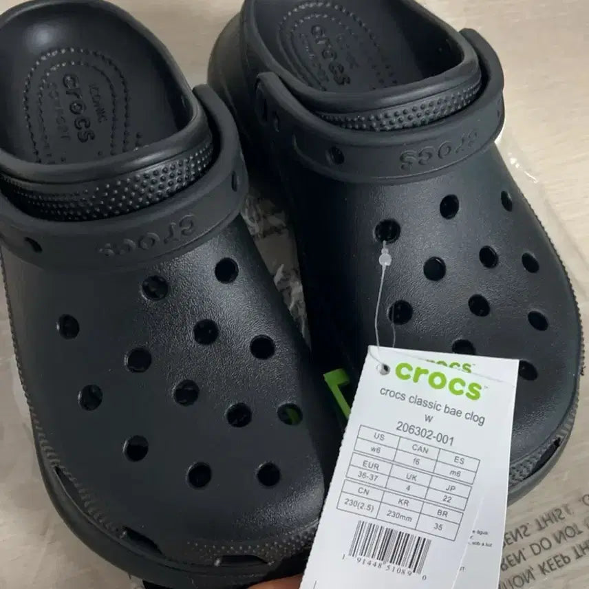 [BUNJANG] Crocs Classic Lined Clog Black (206302-001) / M6/W8크록스 베이클로그250사이즈(206302-001)