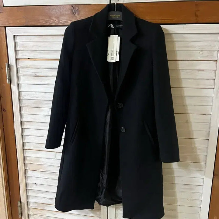 [SOLD OUT] 자라 블랙 코트 새상품 택 O