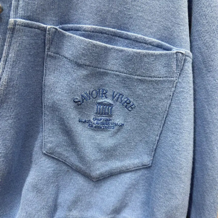 [BUNJANG] System Layered Lettering Embroidered Single Pocket Shirt / 시스템 셔츠 레이어드 맨투맨 레터링 자수 싱글 포켓 카라넥 디테일 블루