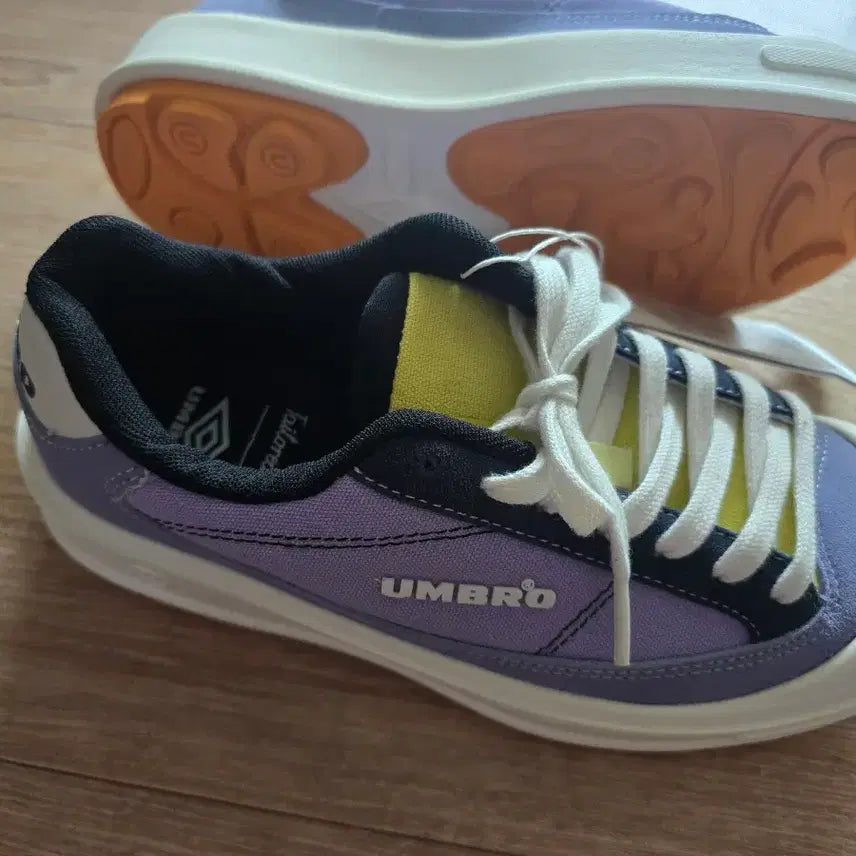 [BUNJANG] Umbro Scale Sneakers Purple 250 / 엄브로스케일스니커즈(새상품)250신발판매(240~245추천)