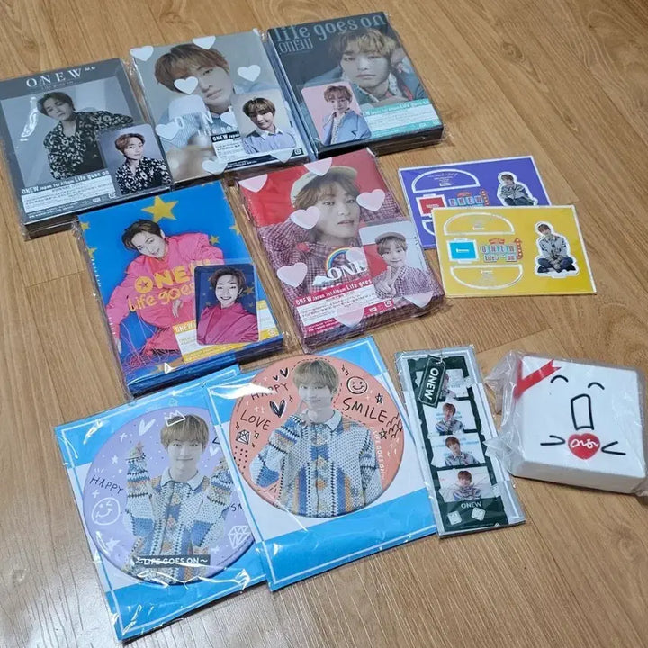 [BUNJANG] Onew "Ongoingo" Album &amp; Concert Goods Bundle Set / 온유 라고온 앨범 &amp; 콘서트 굿즈 일괄
