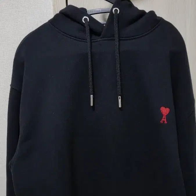 [SOLD OUT] [정품] ami 아미 후드티 급처 아직 안 팔림