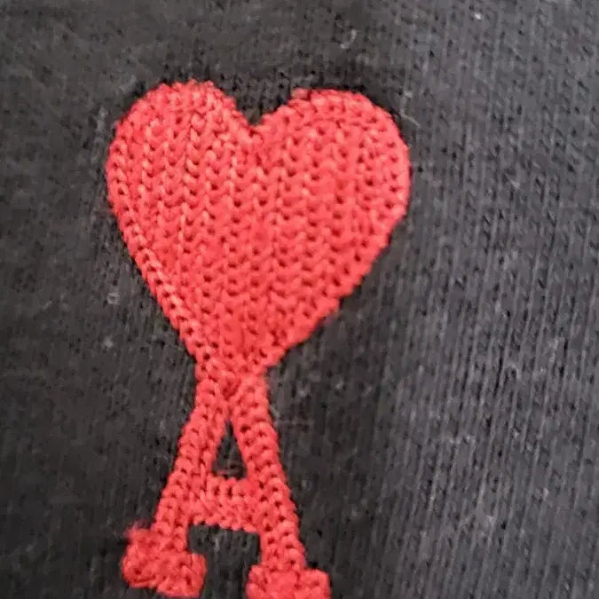 [SOLD OUT] [정품] ami 아미 후드티 급처 아직 안 팔림