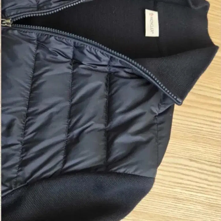 [BUNJANG] Moncler Knit Padded Jacket / 몽클레어 니트패딩