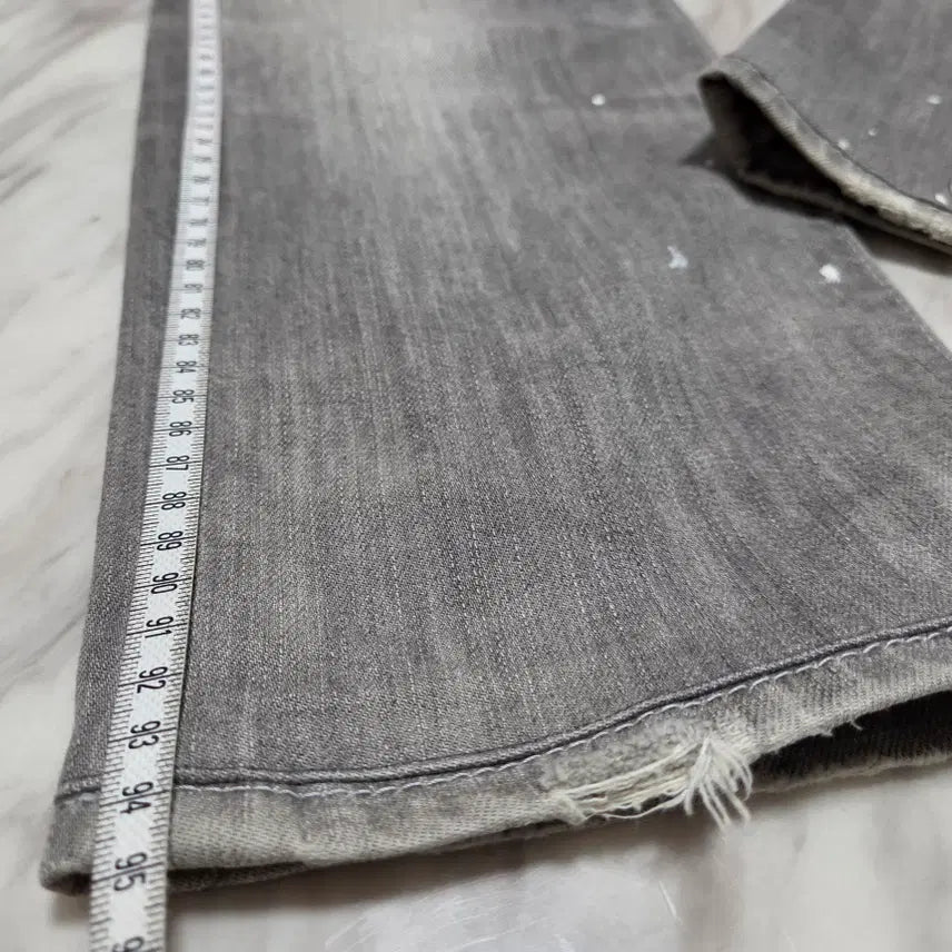 [BUNJANG] Dsquared2 Gray Painting Slim Denim Pants / 디스퀘어드 그레이 페인팅 슬림 데님팬츠