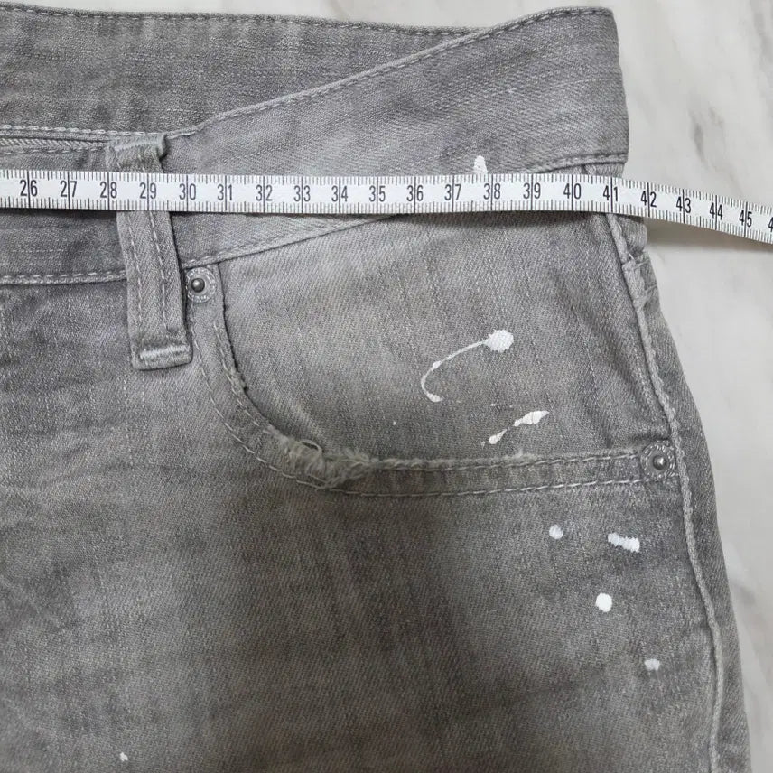 [BUNJANG] Dsquared2 Gray Painting Slim Denim Pants / 디스퀘어드 그레이 페인팅 슬림 데님팬츠