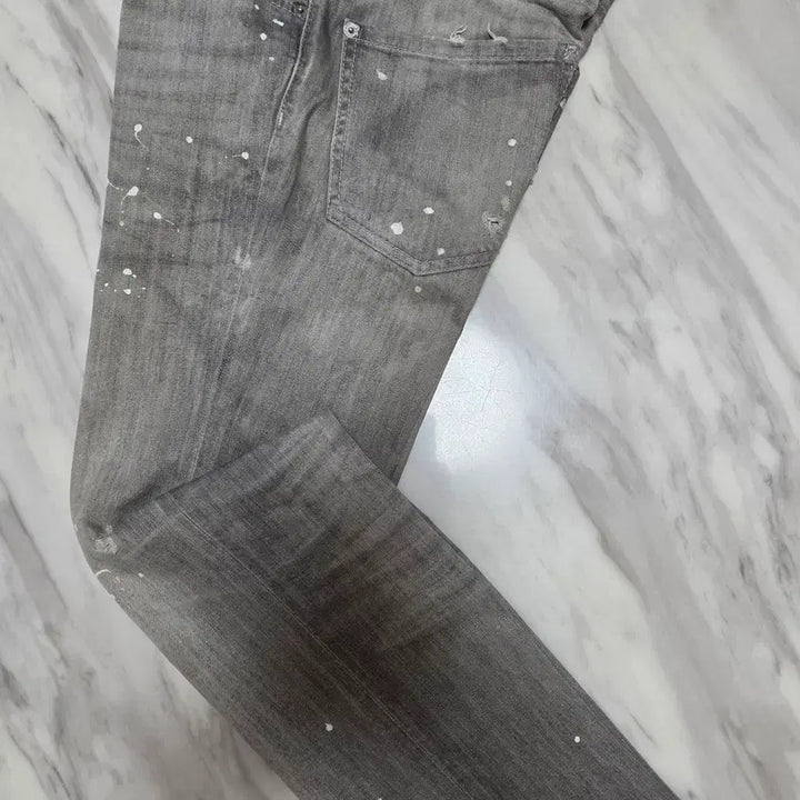 [BUNJANG] Dsquared2 Gray Painting Slim Denim Pants / 디스퀘어드 그레이 페인팅 슬림 데님팬츠