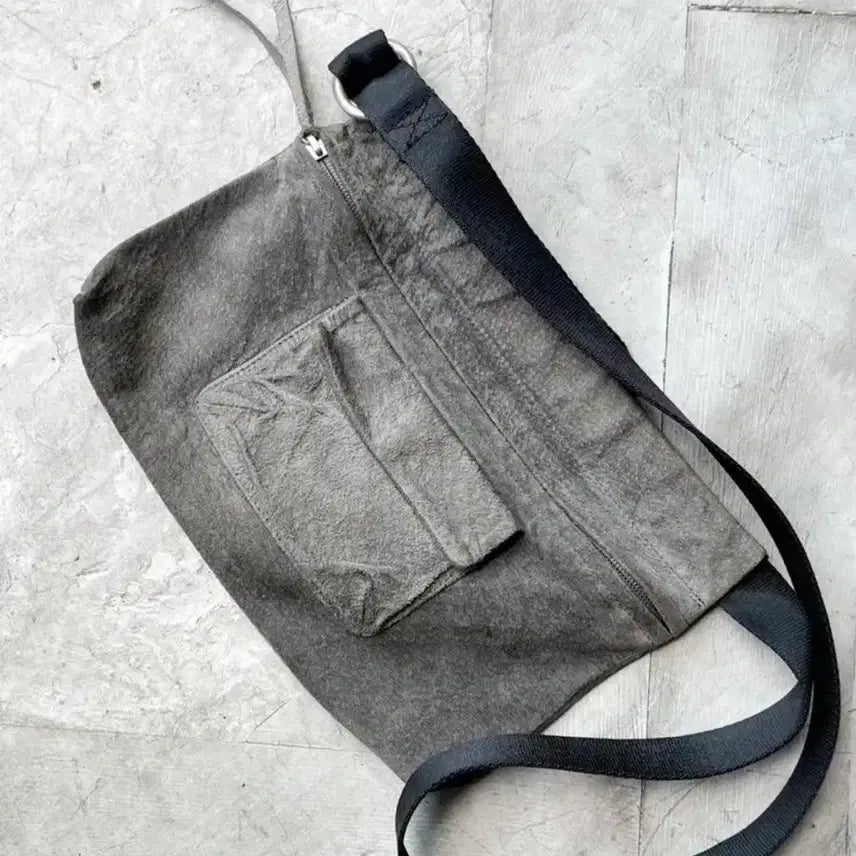 [BUNJANG] Hender Scheme Shoulder Bag Gray / 헨더스킴 숄더백 그레이