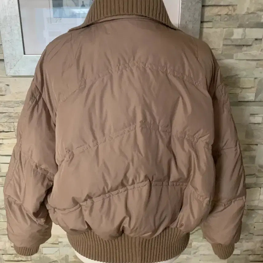 [BUNJANG] Beige High-Neck Knit & Short Down Padded Jumper / 베이지 니트하이넥,카라 숏다운패딩 점퍼