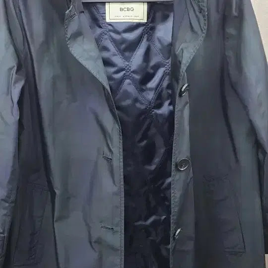 [BUNJANG] BCBG Trench Check Coat / BCBG  트렌치 체크코트 기본 스타일