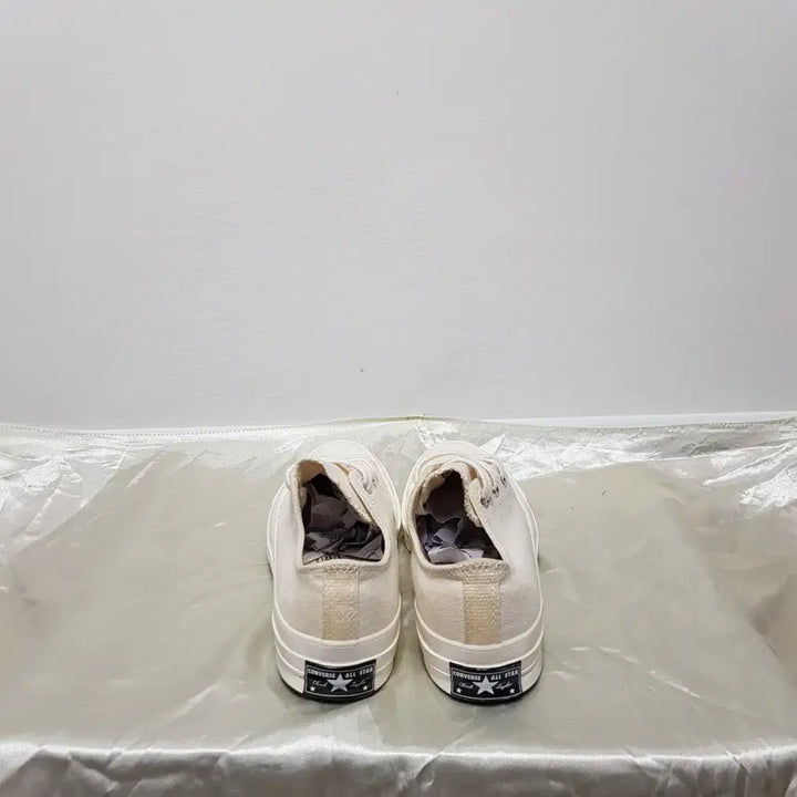 [BUNJANG] Converse All Star Sneakers Fabric 260 / 컨버스/올스타스니커즈/소재천/260/파라오쇼핑