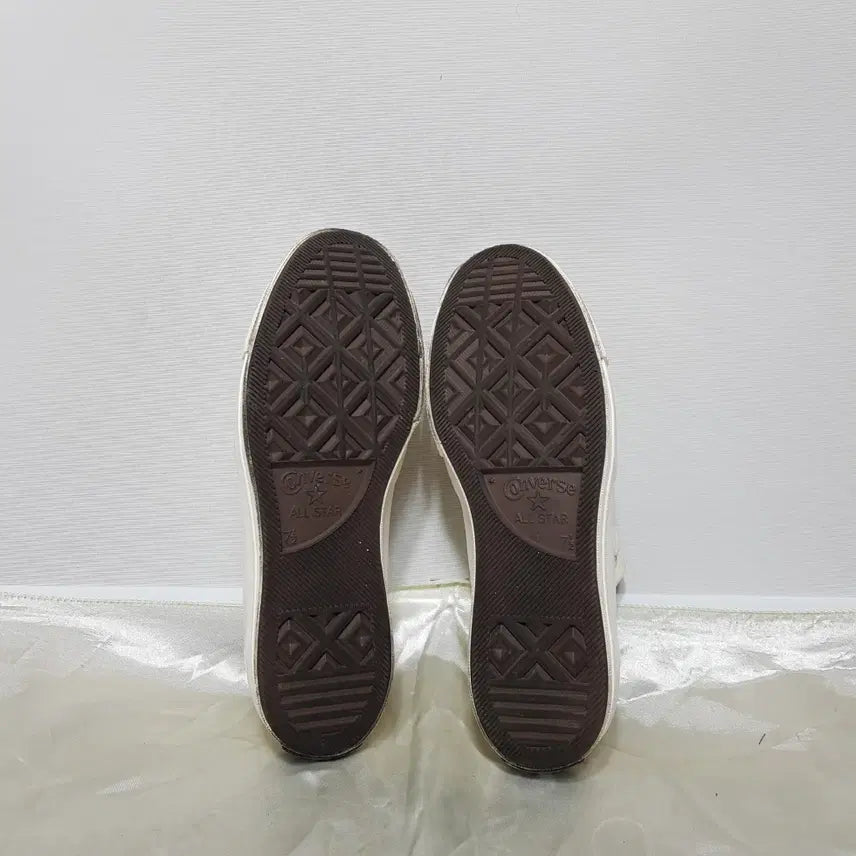 [BUNJANG] Converse All Star Sneakers Fabric 260 / 컨버스/올스타스니커즈/소재천/260/파라오쇼핑