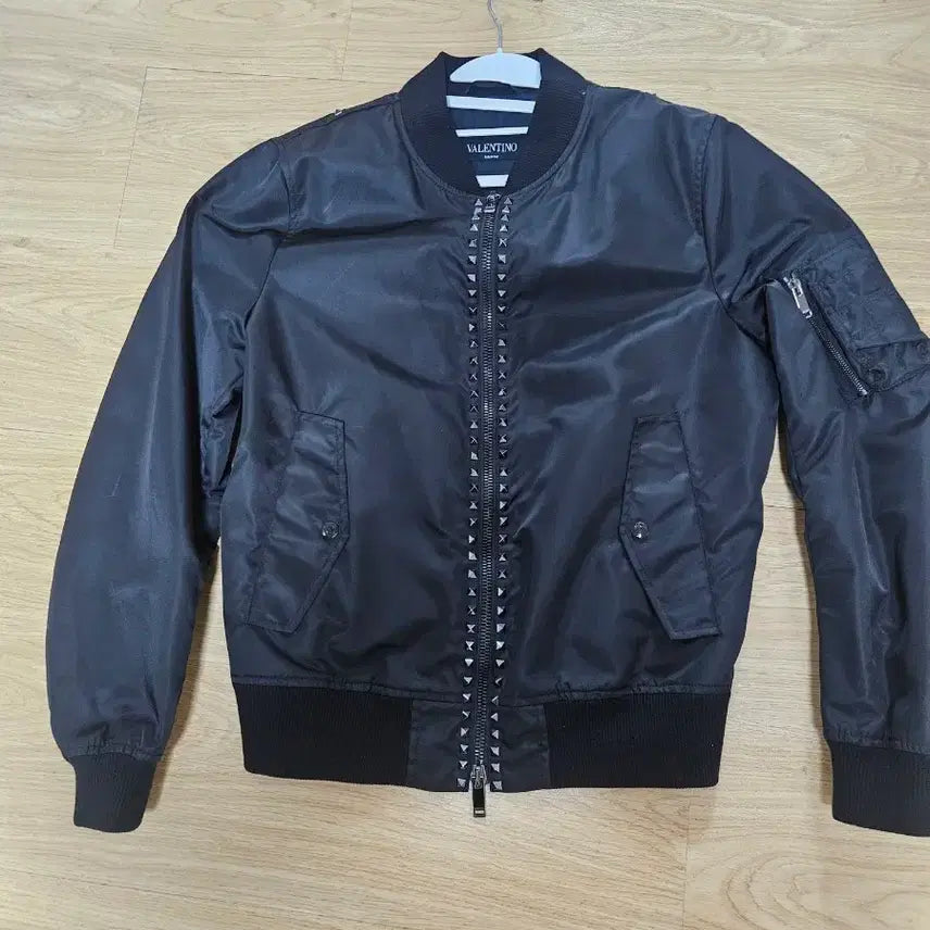 [BUNJANG] Valentino Rockstud Bomber Jacket / [50] 발렌티노 락스터드 봄버자켓(백화점판)