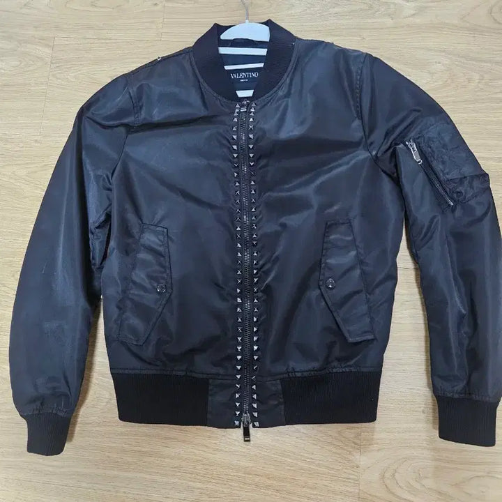 [BUNJANG] Valentino Rockstud Bomber Jacket / [50] 발렌티노 락스터드 봄버자켓(백화점판)