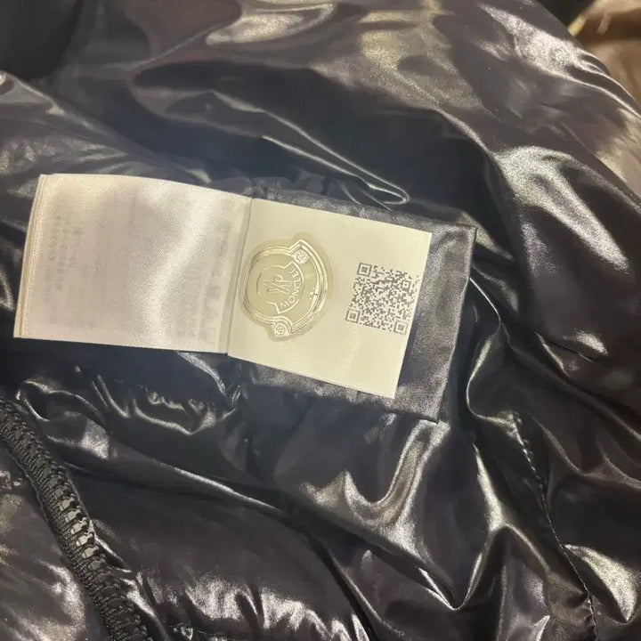 [BUNJANG] Moncler Moka Black Long Down Jacket / 몽클레어 모카 블랙 롱패딩