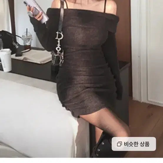 [BUNJANG] Off-Shoulder Mini Dress / 정가3.6/ 셔링오프숄더원피스