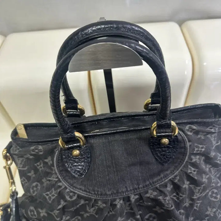 [BUNJANG] Louis Vuitton Denim Neo Cabby MM Black Handbag / [A 정품] 루이비통 데님 네오 캐비 mm 블랙