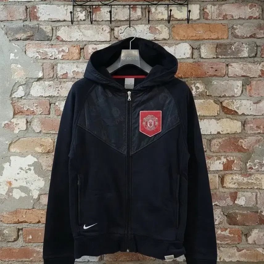 [BUNJANG] Nike Manchester United Chevron Hooded Zip-Up Jacket / 나이키 맨유 쉐브론 후드 집업 95