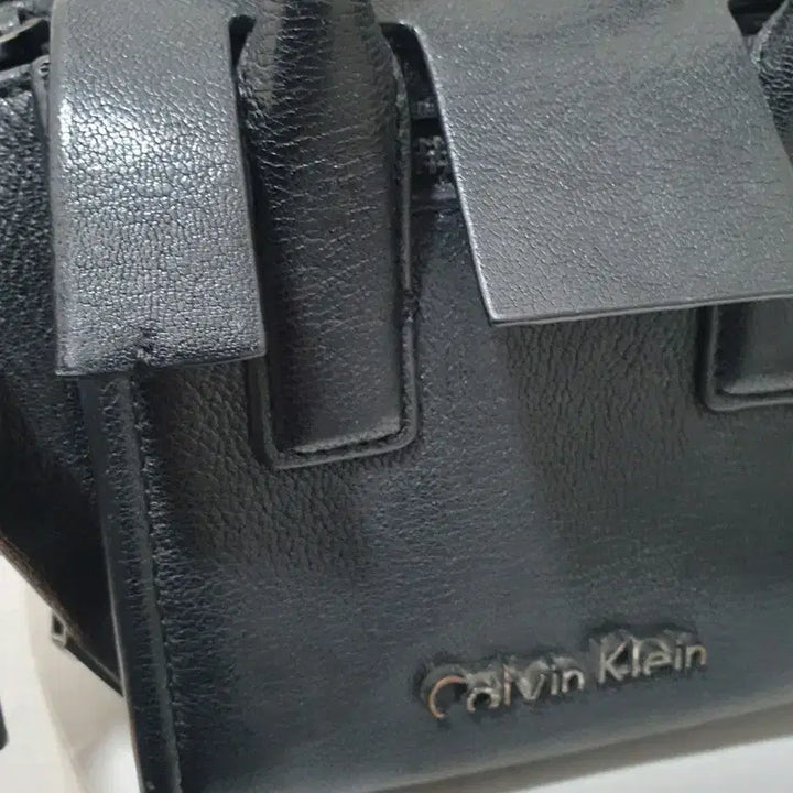 [BUNJANG] Calvin Klein Mini Tote Bag / 캘빈클라인 블랙 미니 토트백