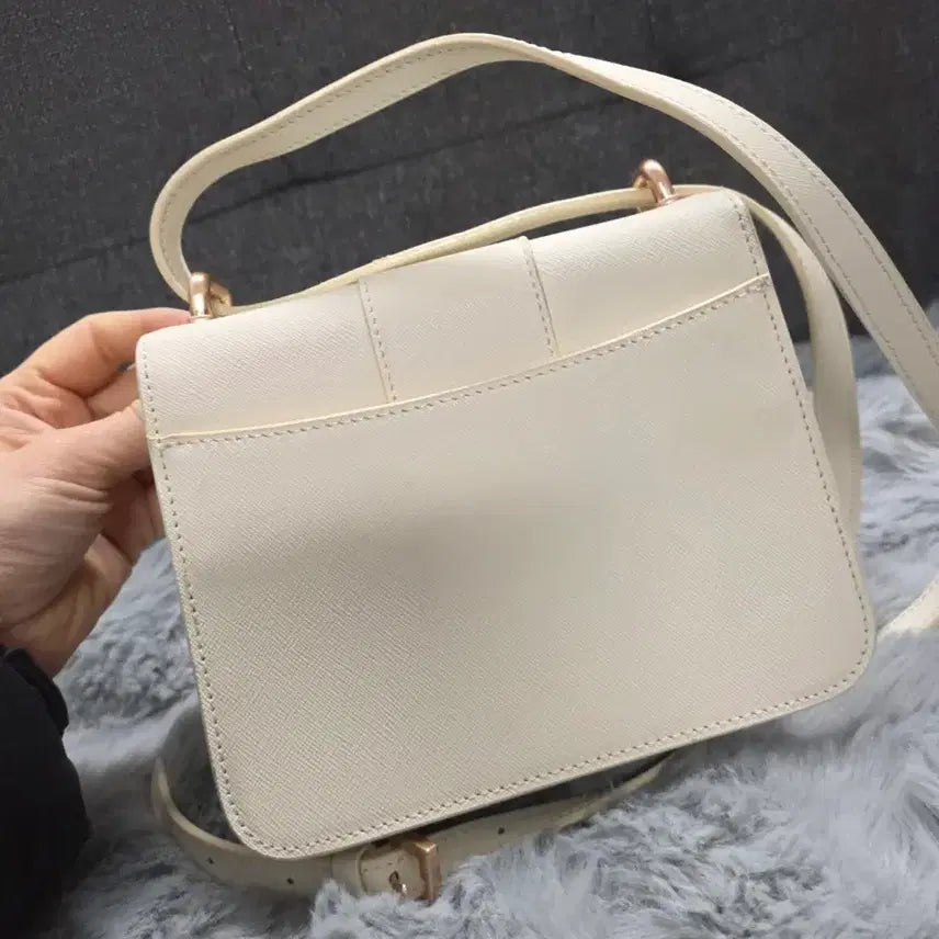 [BUNJANG] Calin Hudson Mini Leather Handbag / 칼린 가죽 허드슨 미니백