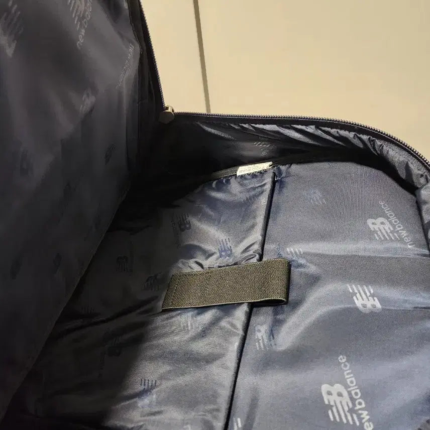 [BUNJANG] New Balance Big Backpack / 뉴발란스 빅 백팩