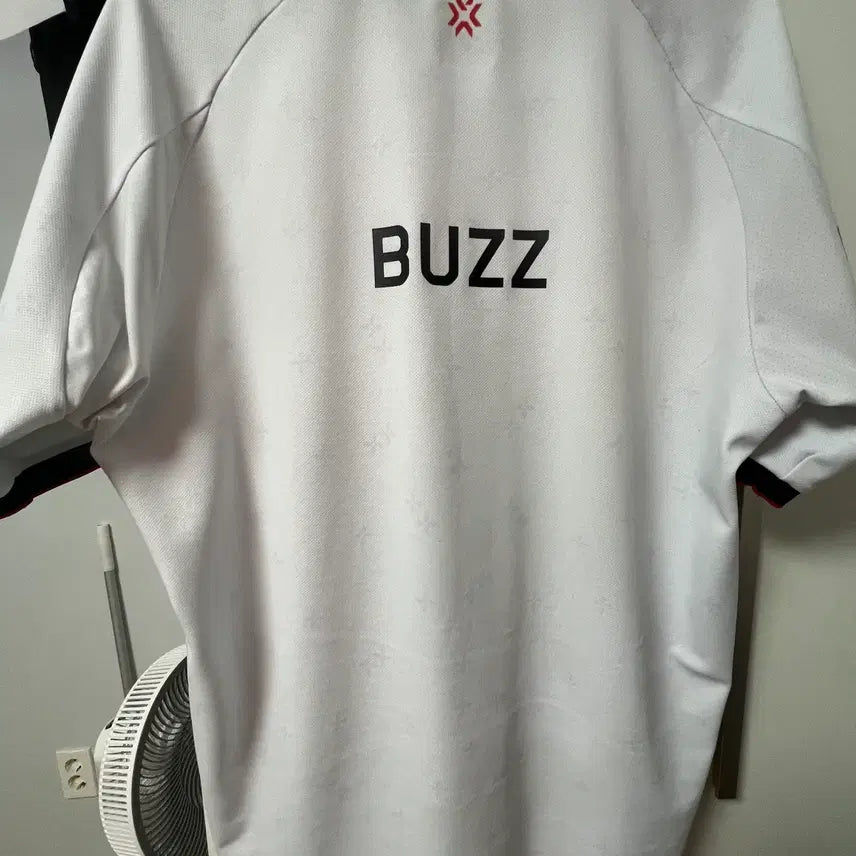 [BUNJANG] T1 BuZz Valorant Uniform / T1 BuZz 발로란트 유니폼