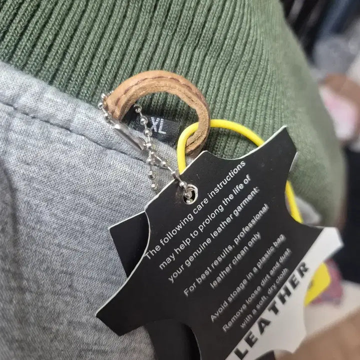 [BUNJANG] Natural Leather Fabric Combo Bomber Jacket / 천연가죽 직물 콤비 봄버 자켓 야구잠바 점퍼