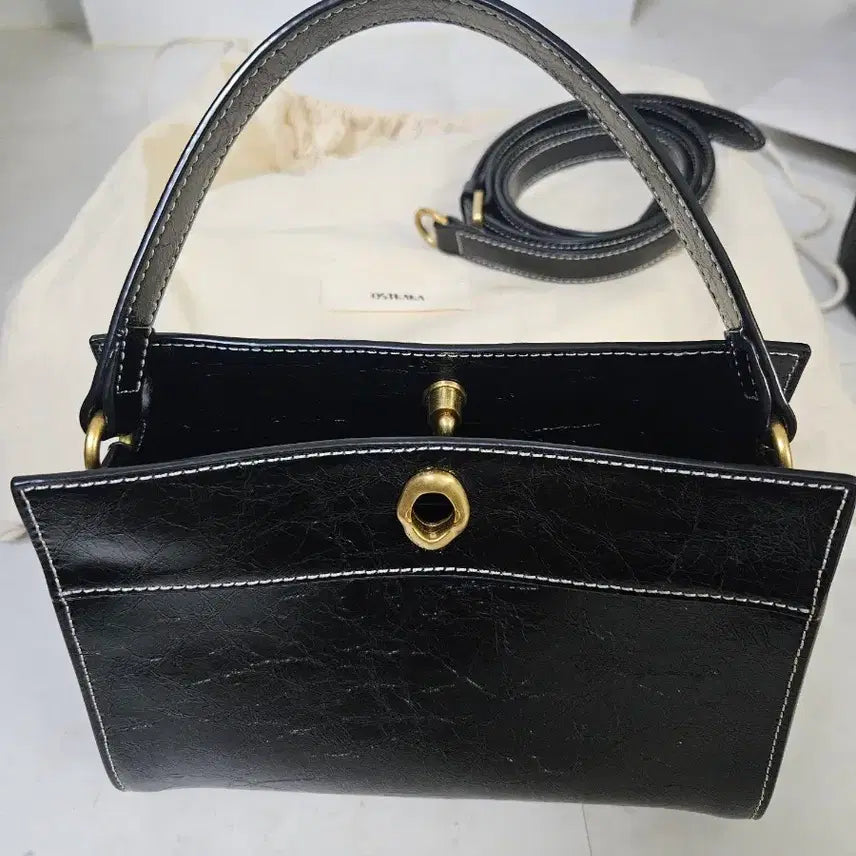 [BUNJANG] Ostka Black Leather Tote Bag / 오스트카카 블랙 레더 토트백 + 스트랩