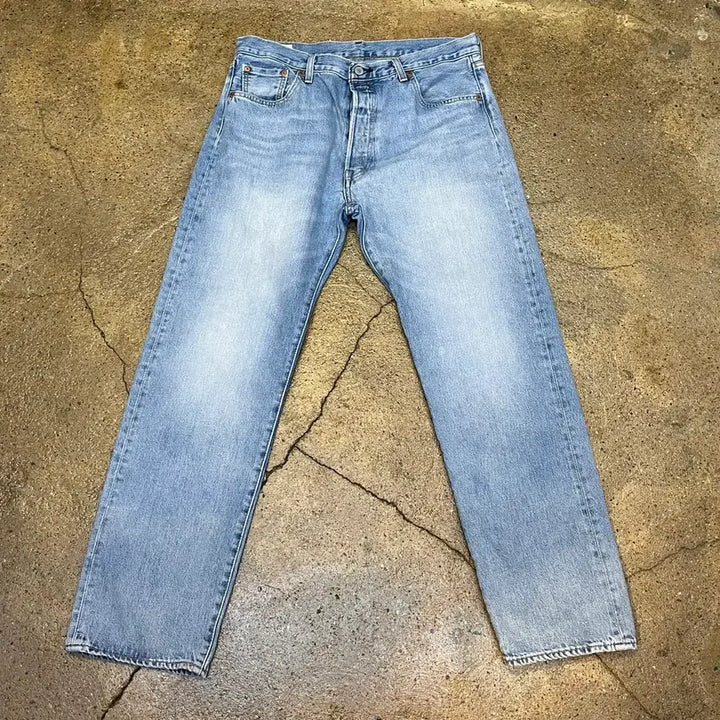 [BUNJANG] Levi's 501 Premium Jeans / 미국 빈티지 리바이스 501 프리미엄 청바지 연청 데님팬츠