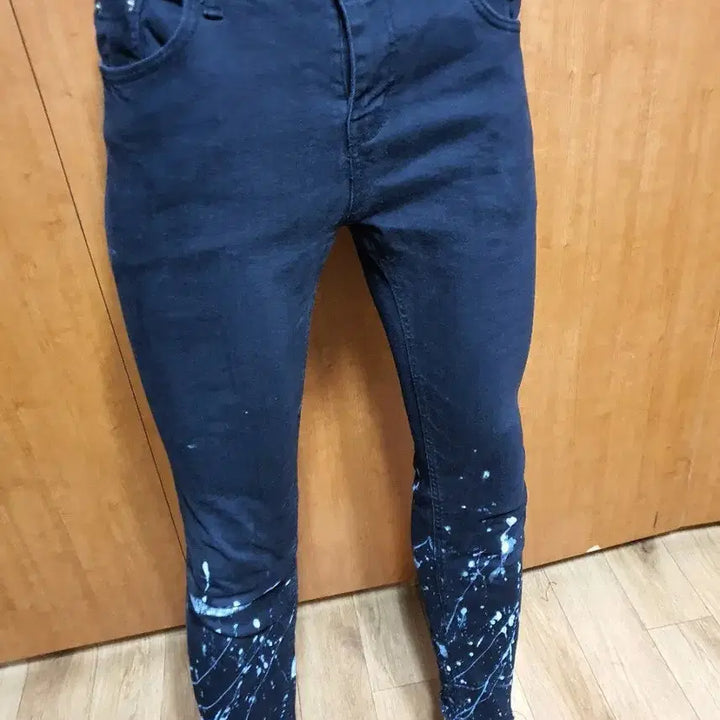 [BUNJANG] DEARDENIM Spandex Painting Cutting Jeans (M) / DEARDENIM스판페인팅커팅진사이즈는 M입니다약32-33인치