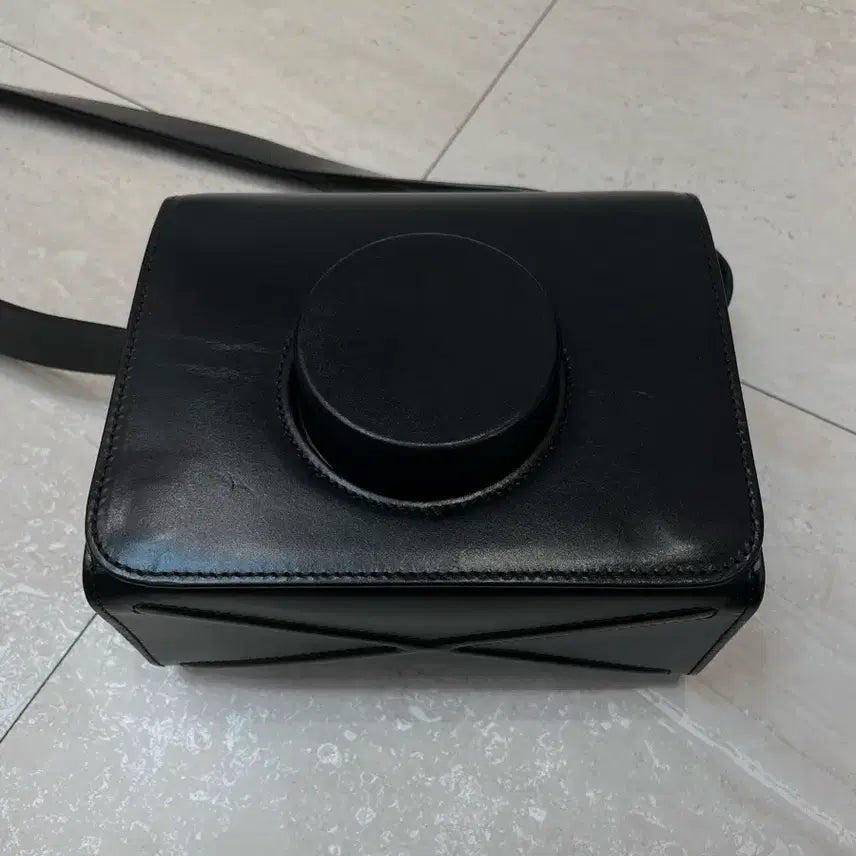 [BUNJANG] Lemaire Camera Bag Black / 르메르 카메라백 블랙 (미니 아님)