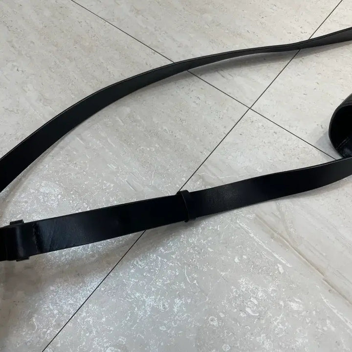 [BUNJANG] Lemaire Camera Bag Black / 르메르 카메라백 블랙 (미니 아님)