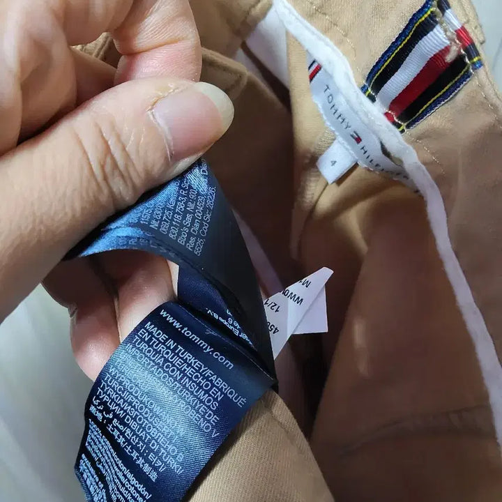 [BUNJANG] Tommy Hilfiger Beige Line Cotton Pants / 타미힐피거 베이지 라인 면바지
