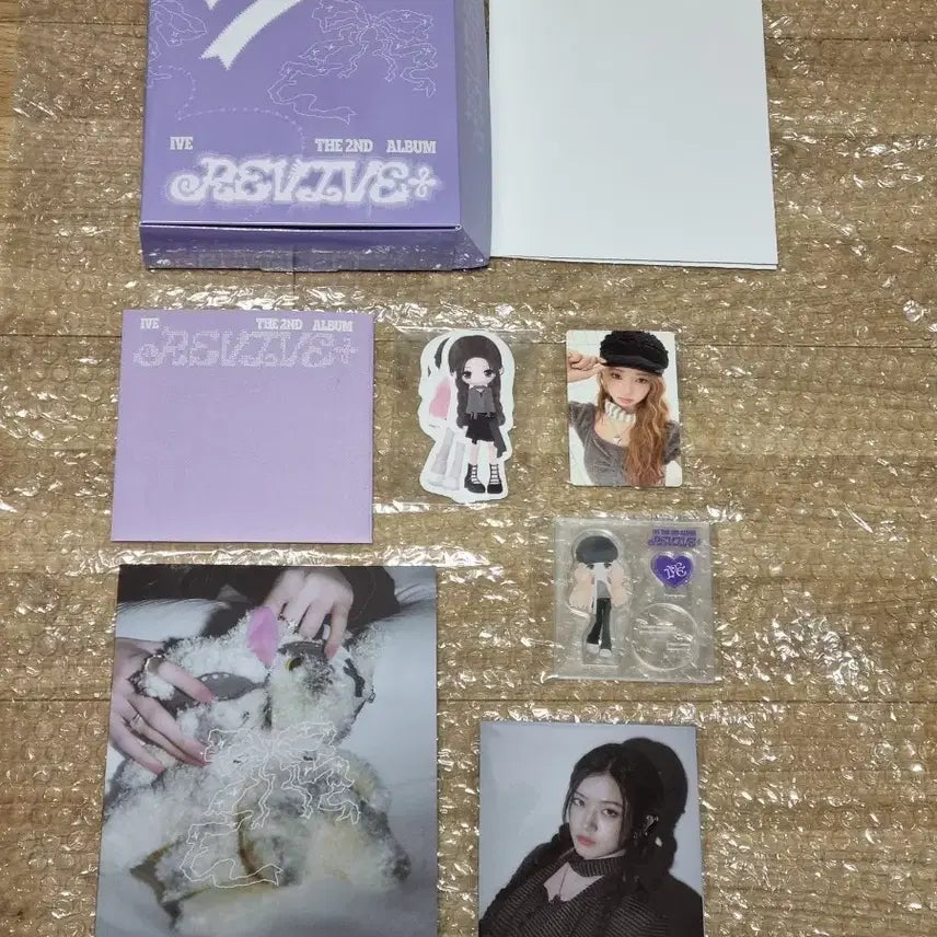[BUNJANG] IVE Revive Full Set Album / 찜하기X, 네고가능 아이브 Revive 정규 2집 앨범 굿즈 포함 풀세트